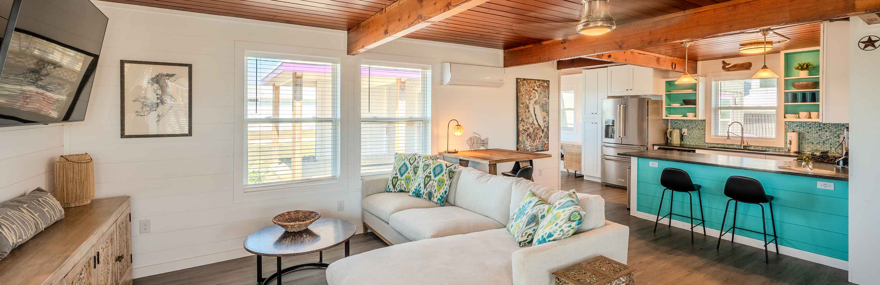 Come and stay at Salt and Sand in Port Aransas